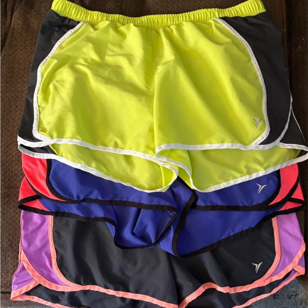 3 pairs of Women’s Athletic by old navy shorts EUC LARGE